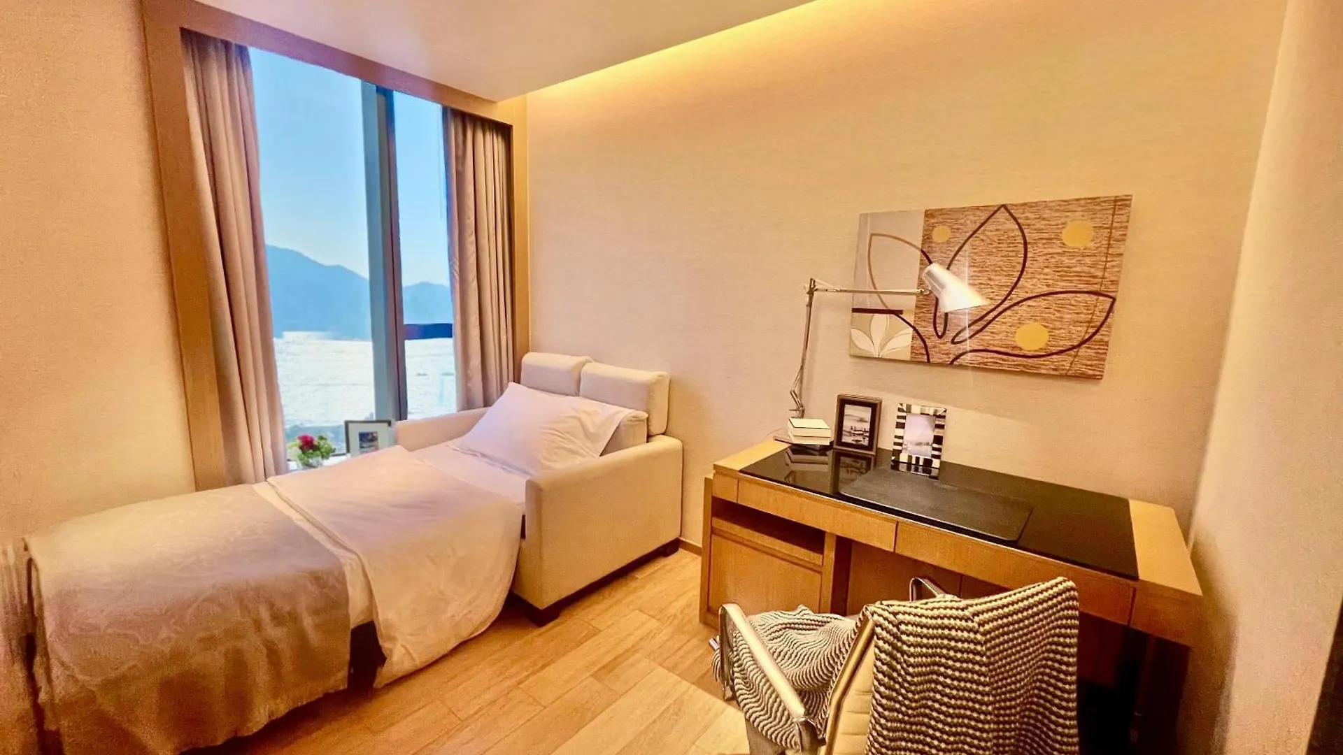 Aparthotel The Harbourview Place @ The Icc Megalopolis Hong Kong